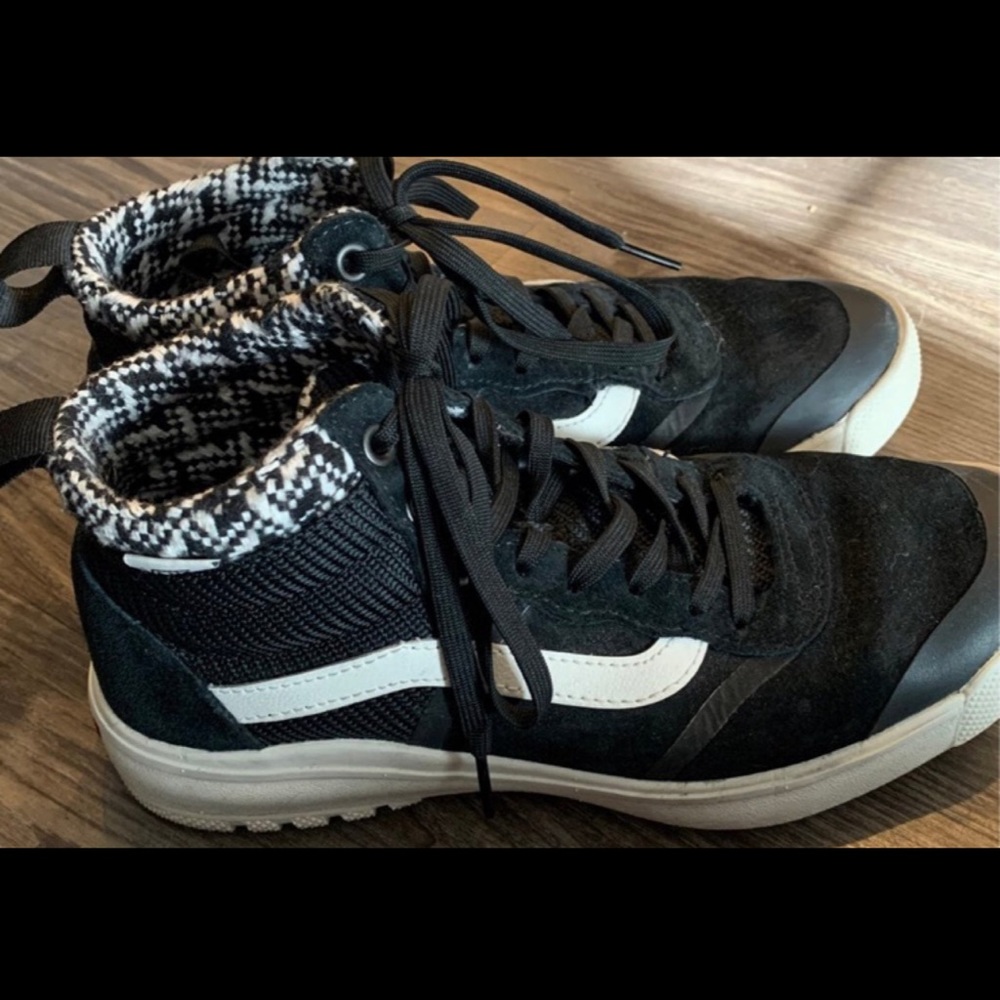 Vans UltraRange Hi EXO MTE